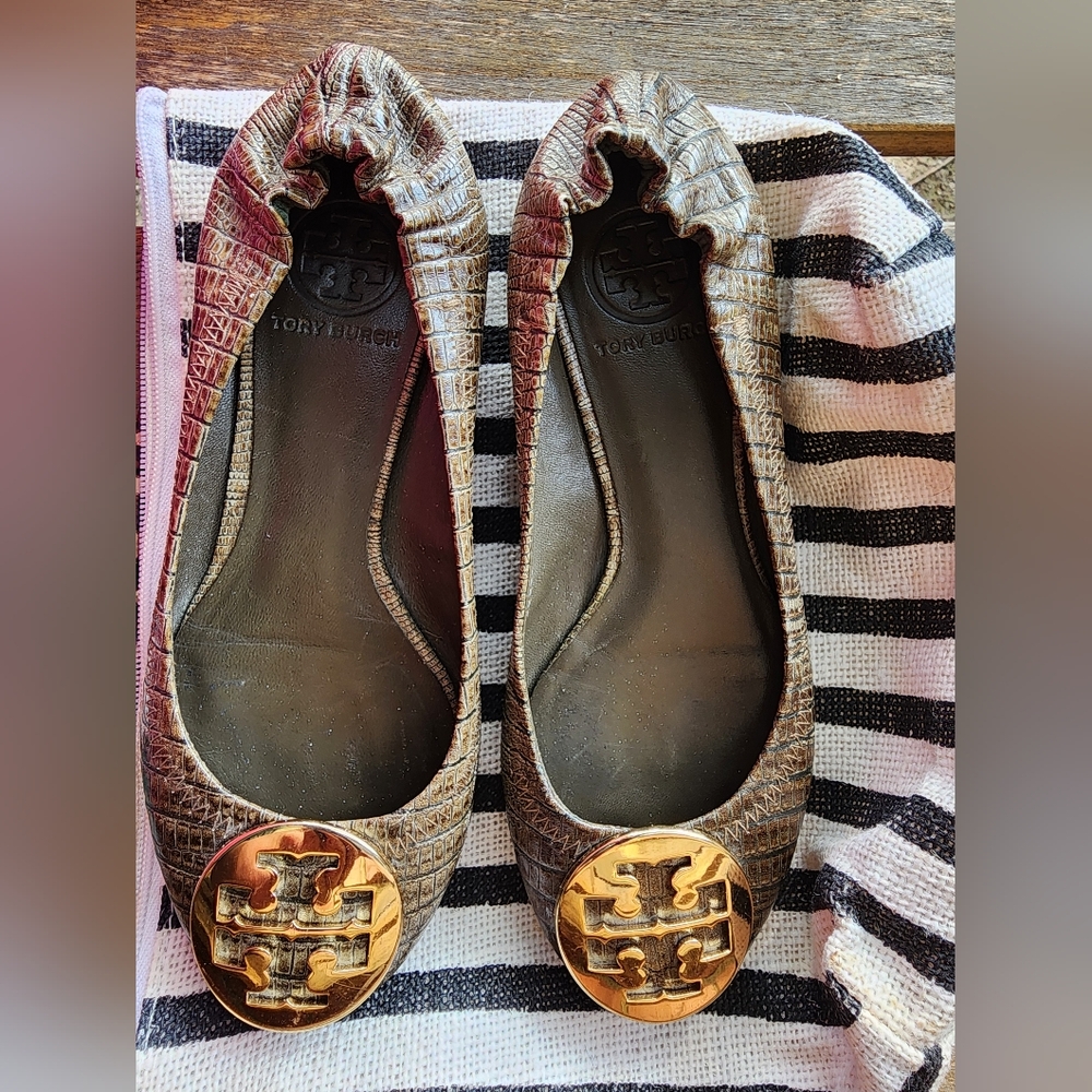 Tory Burch Gold Snakeskin Embossed Leather Reva Logo Ballerina Flats Size: 5(M)